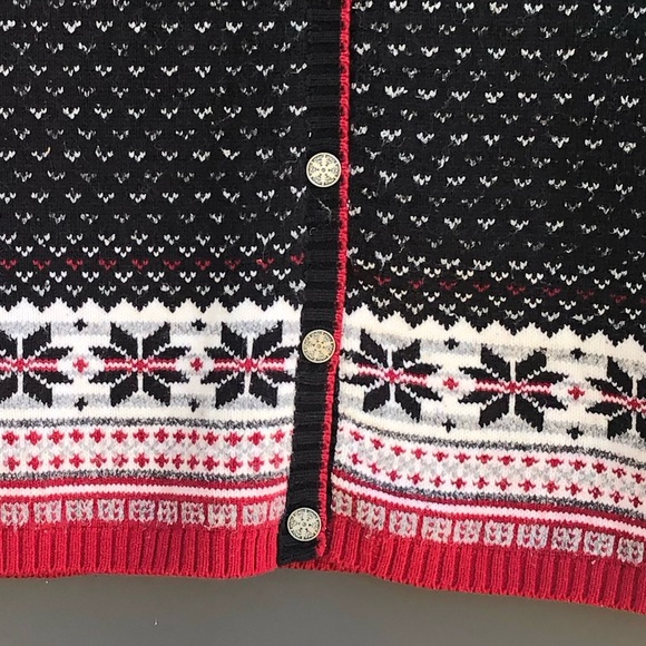 Northern Reflections knitted button down Vest - Winter - Festive Vibe - S - Picture 4 of 5